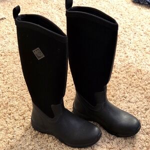 Muck Boots Black Tall Waterproof Boots
